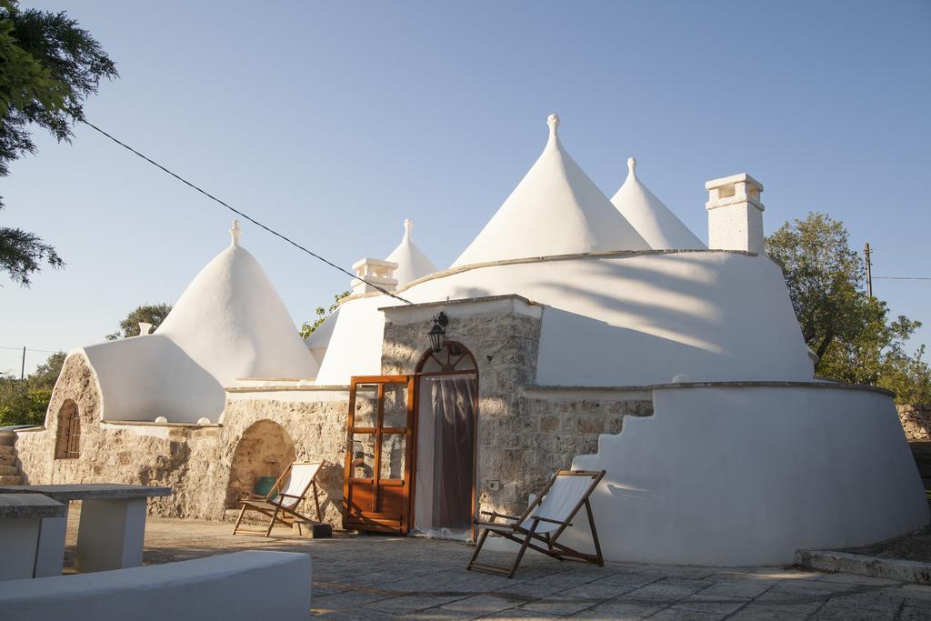 Trullo Degli Ulivi Villa ออสตูนี ภายนอก รูปภาพ