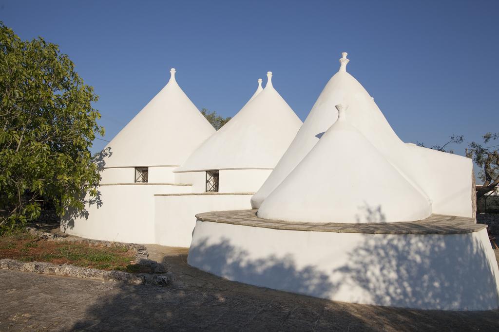 Trullo Degli Ulivi Villa ออสตูนี ภายนอก รูปภาพ