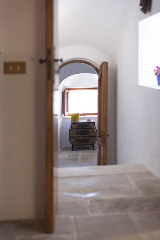 Trullo Degli Ulivi Villa ออสตูนี ภายนอก รูปภาพ